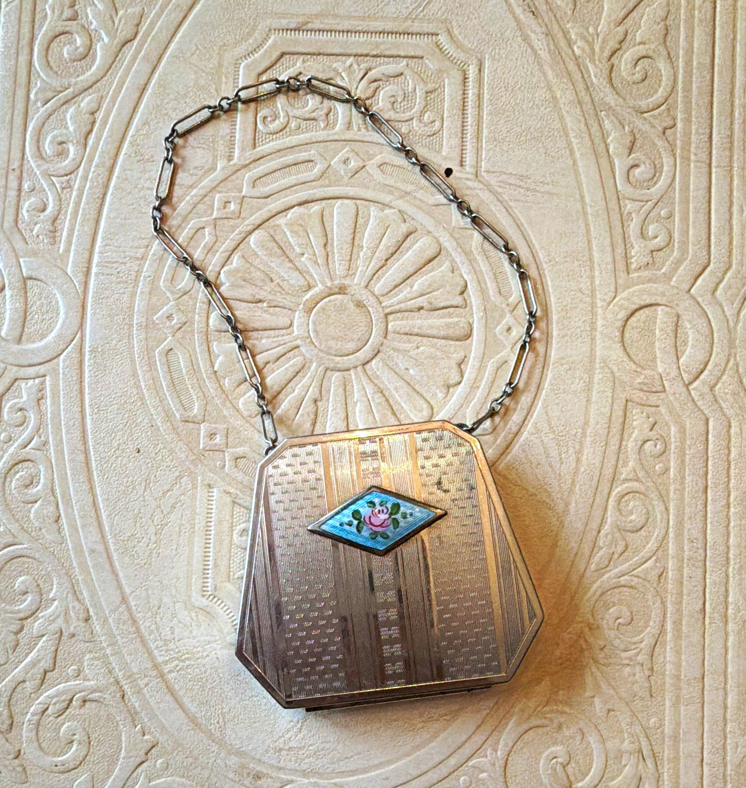 Vintage Art Deco Silvertone Guilloche Dance Purse Compact