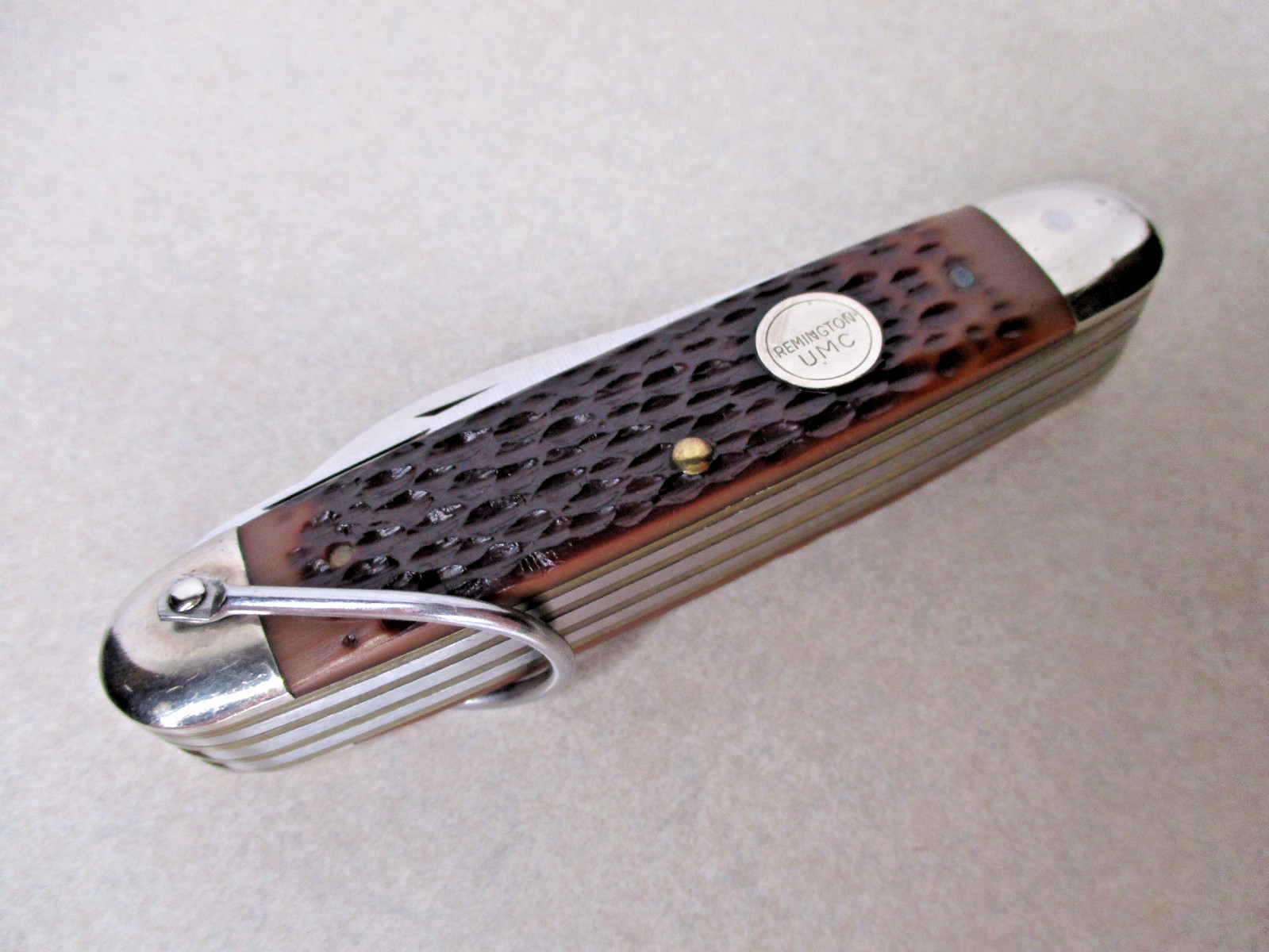Remington UMC R-4 Camp Utility Scout Knife Made In USA R4 Jigged Delrin