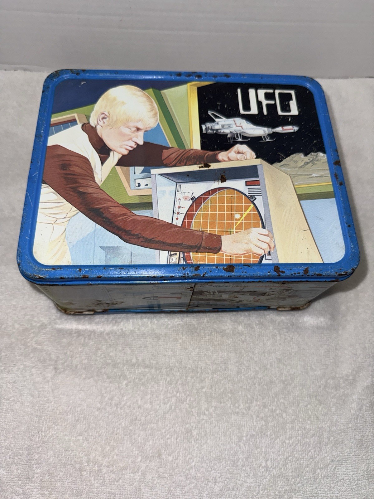 UFO TV Series King Seeley Thermos Metal Lunch Box 1973 Gerry Anderson Vintage UFO TV Series King Seeley Thermos Metal Lunch Box 1973 Gerry Anderson Vintage