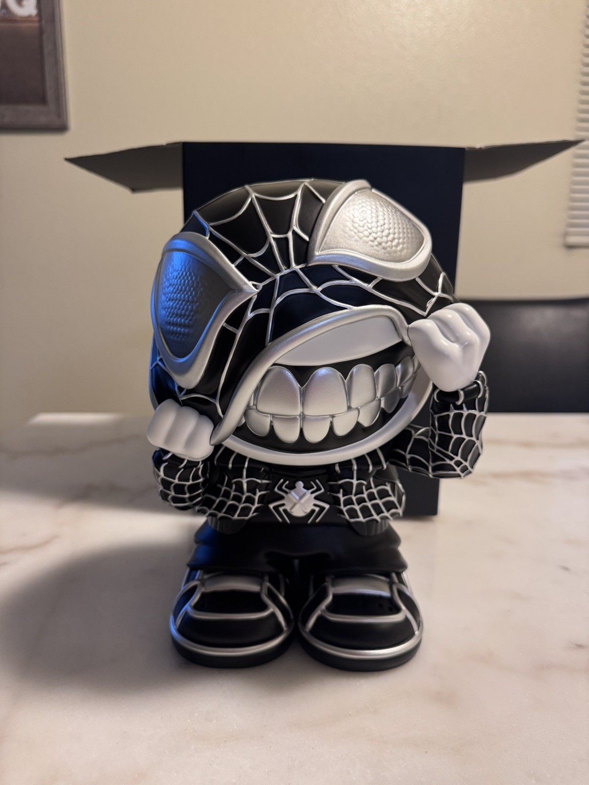 Crax Toys Black Spyda Crax CHASE 1/150 Limited Edition CHASE *IN HAND* Crax Toys Black Spyda Crax CHASE 1/150 Limited Edition CHASE *IN HAND*