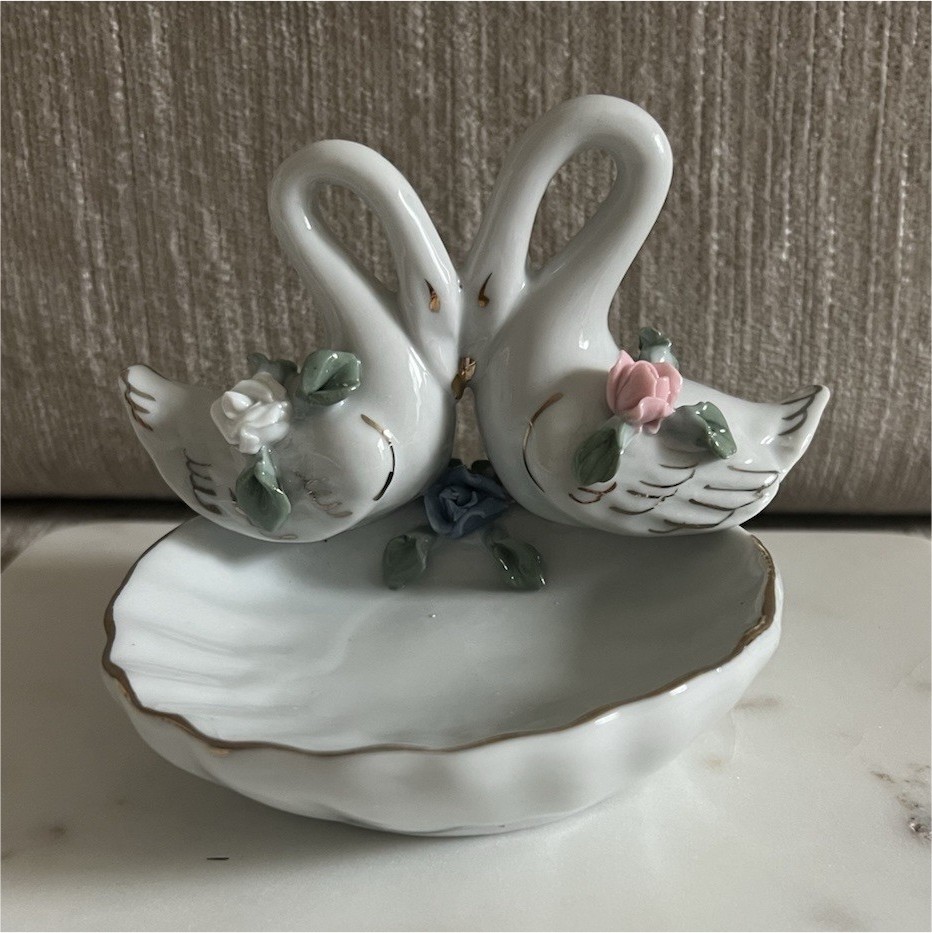 Vintage Porcelain Swan Figurines Pair w/ Flowers Dish Base, Gold trim. Wedding 
