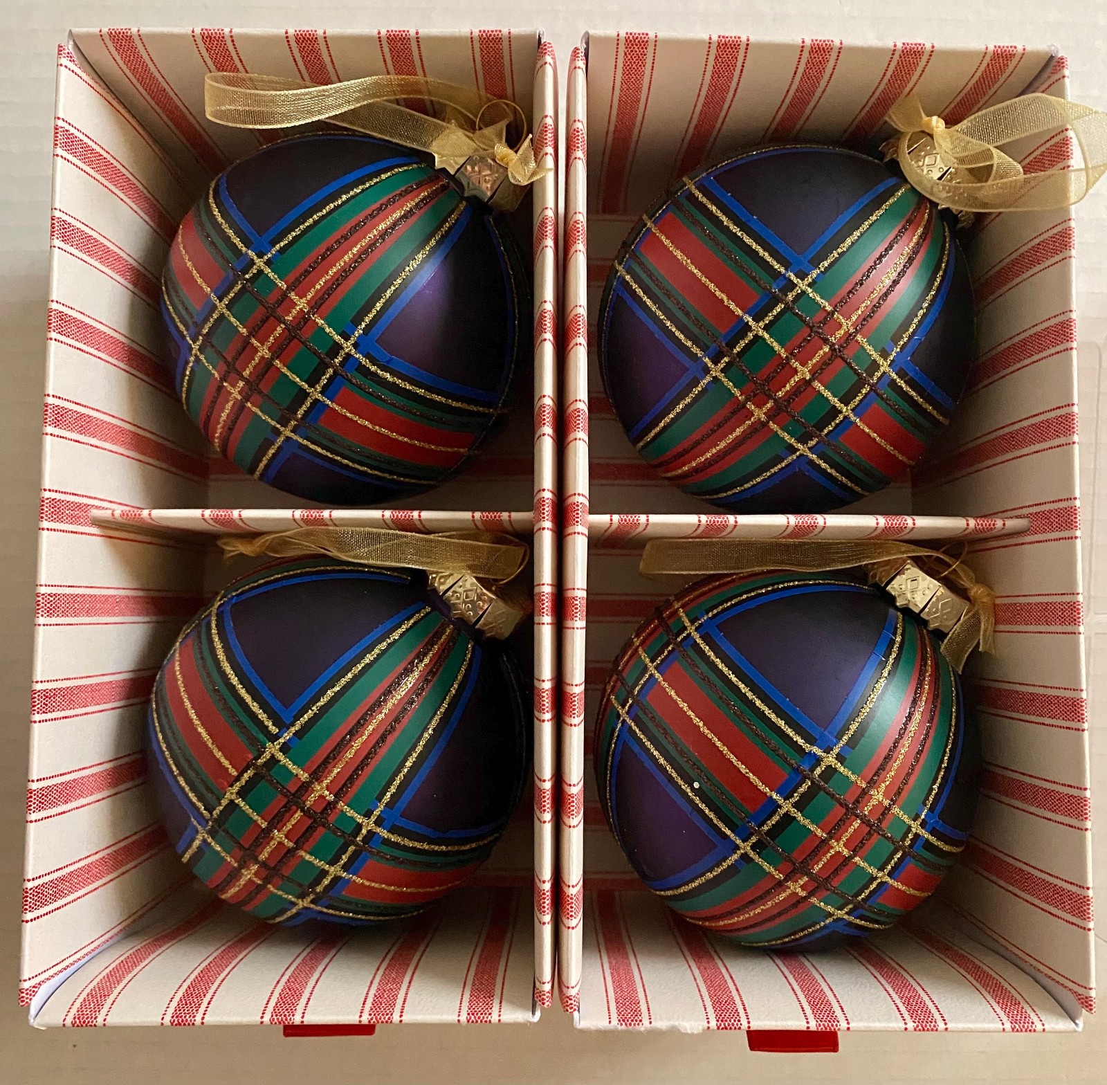 Martha Stewart Bedford Collection Set of 4 Glass Ornaments 3,5\