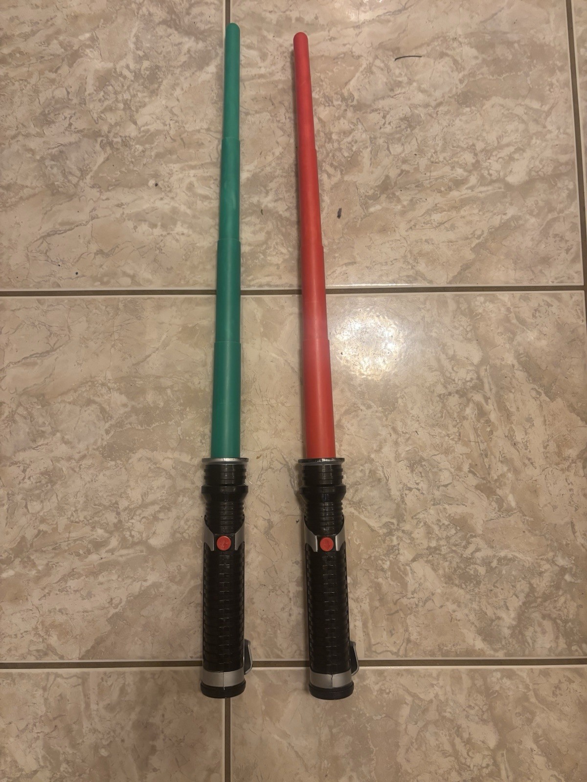 Vintage 1999 Star Wars Lightsabers - Qui-Gon Jinn Green & Darth Maul Red Set