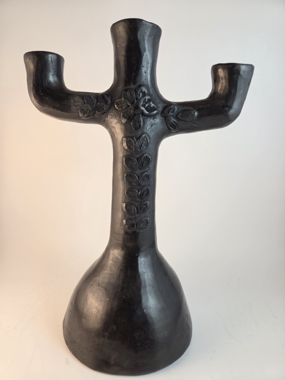Lovely Vintage Oaxaca Barro Negro Mexican Pottery Candelabra possibly Doña Rosa Lovely Vintage Oaxaca Barro Negro Mexican Pottery Candelabra possibly Doña Rosa