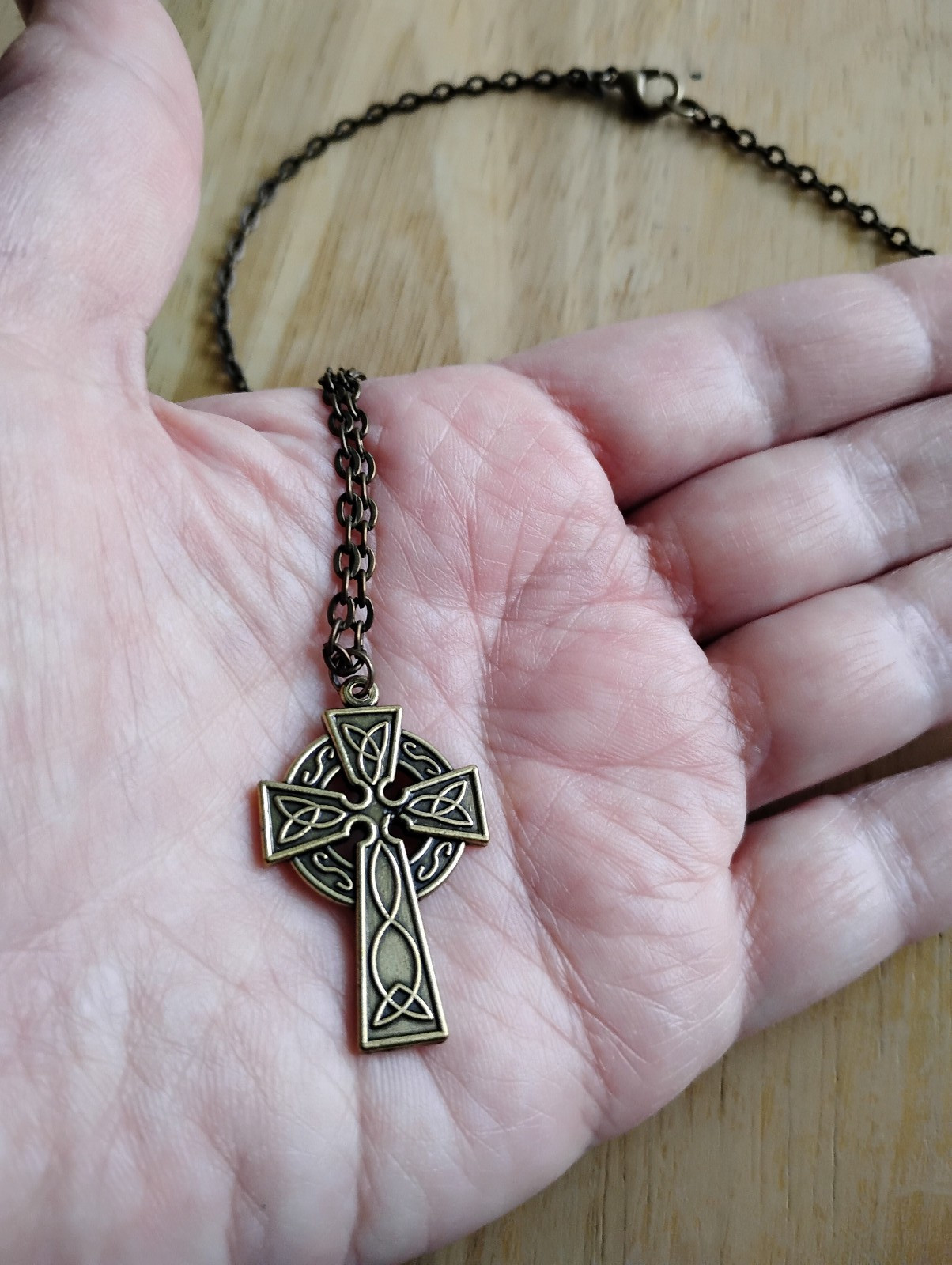 Bronze Celtic Cross Pendant Necklace Triquetra Knot Irish link chain Bronze Celtic Cross Pendant Necklace Triquetra Knot Irish link chain
