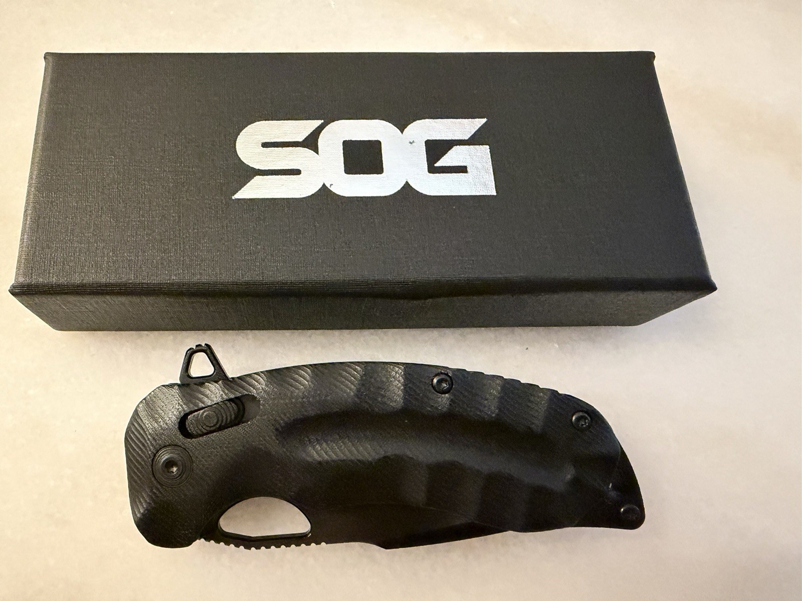 SOG KIKU XR CRYO- BLACK FOLDING KNIFE