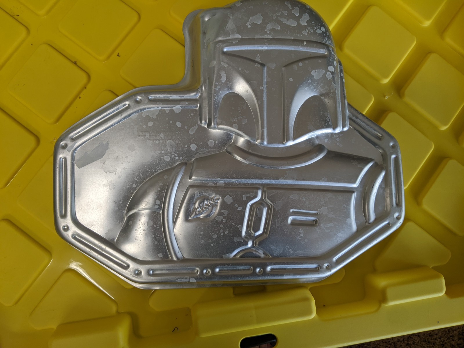 vintage Star wars cake pan