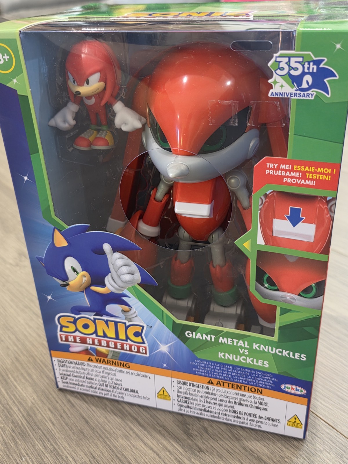 NEW Sonic The Hedgehog GIANT METAL KNUCKLES vs KNUCKLES Figure Jakks Collectible NEW Sonic The Hedgehog GIANT METAL KNUCKLES vs KNUCKLES Figure Jakks Collectible