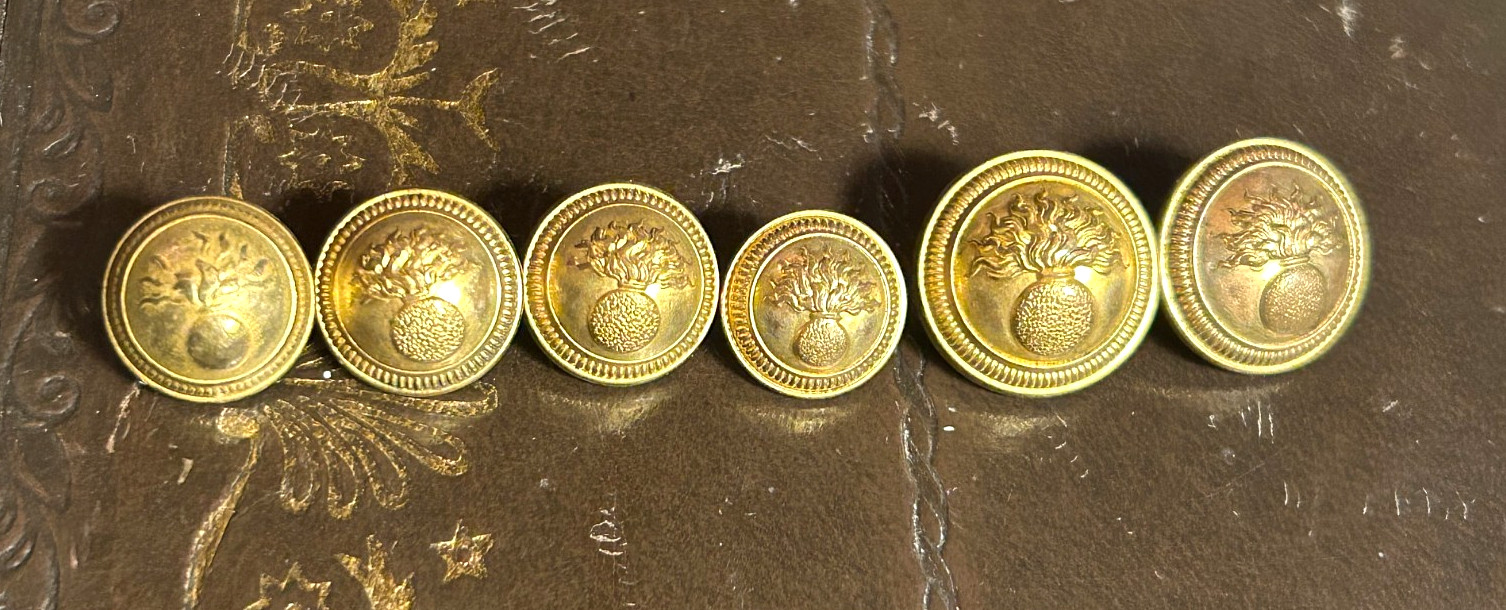 Lot Of 6 Assorted 19th Century French Army Grenadier Military Coat Buttons Lot Of 6 Assorted 19th Century French Army Grenadier Military Coat Buttons