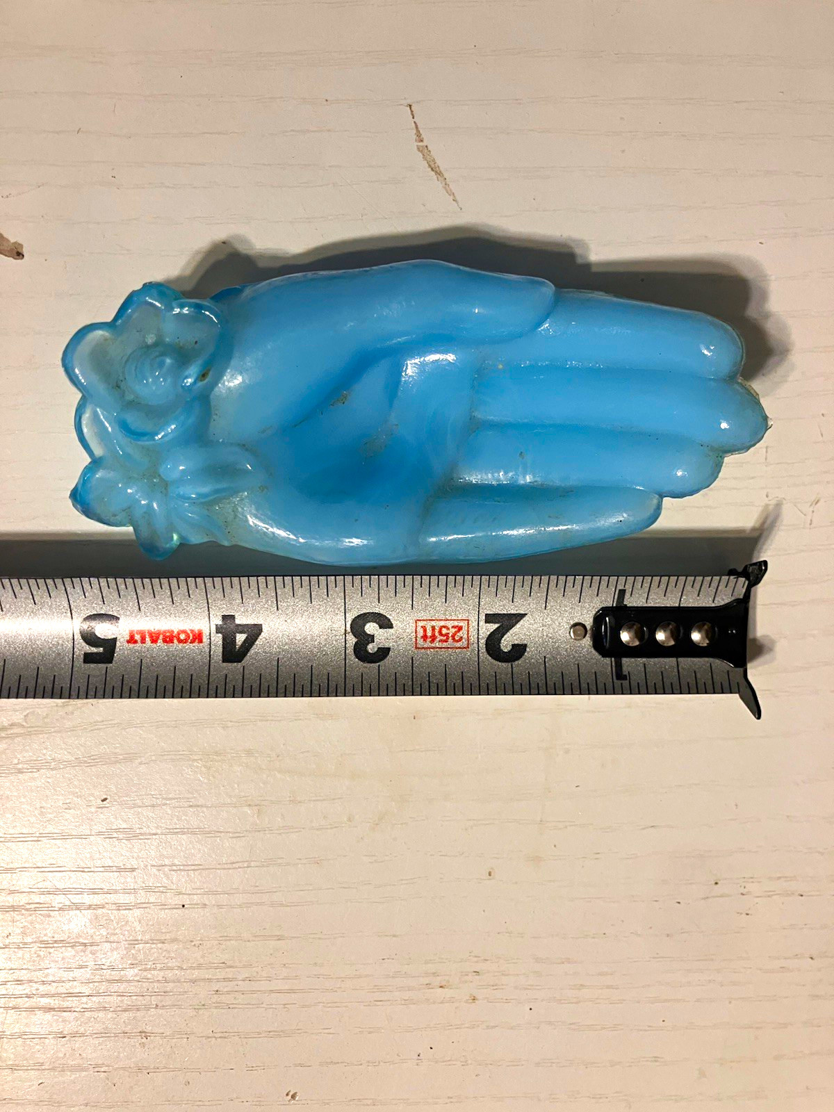 Vintage Degenhart Blue Glass Hand Trinket Ring Dish Flowers 5” USA Vintage Degenhart Blue Glass Hand Trinket Ring Dish Flowers 5” USA