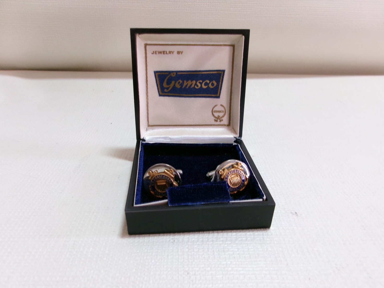 Vintage GEMSCO United States Coast Guard Auxiliary Cuff Link Vintage GEMSCO United States Coast Guard Auxiliary Cuff Link