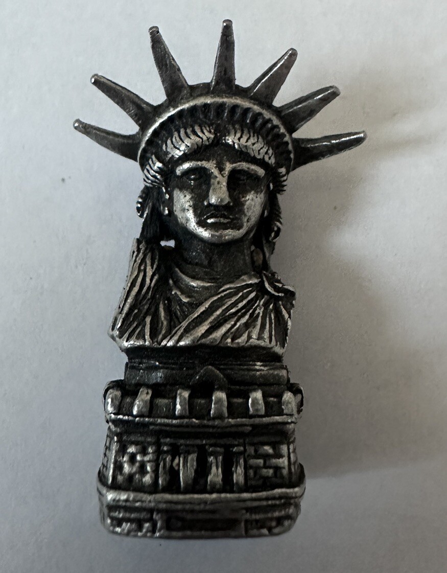 Two Vintage Statue Of Liberty Centennial Pewter Thimbles