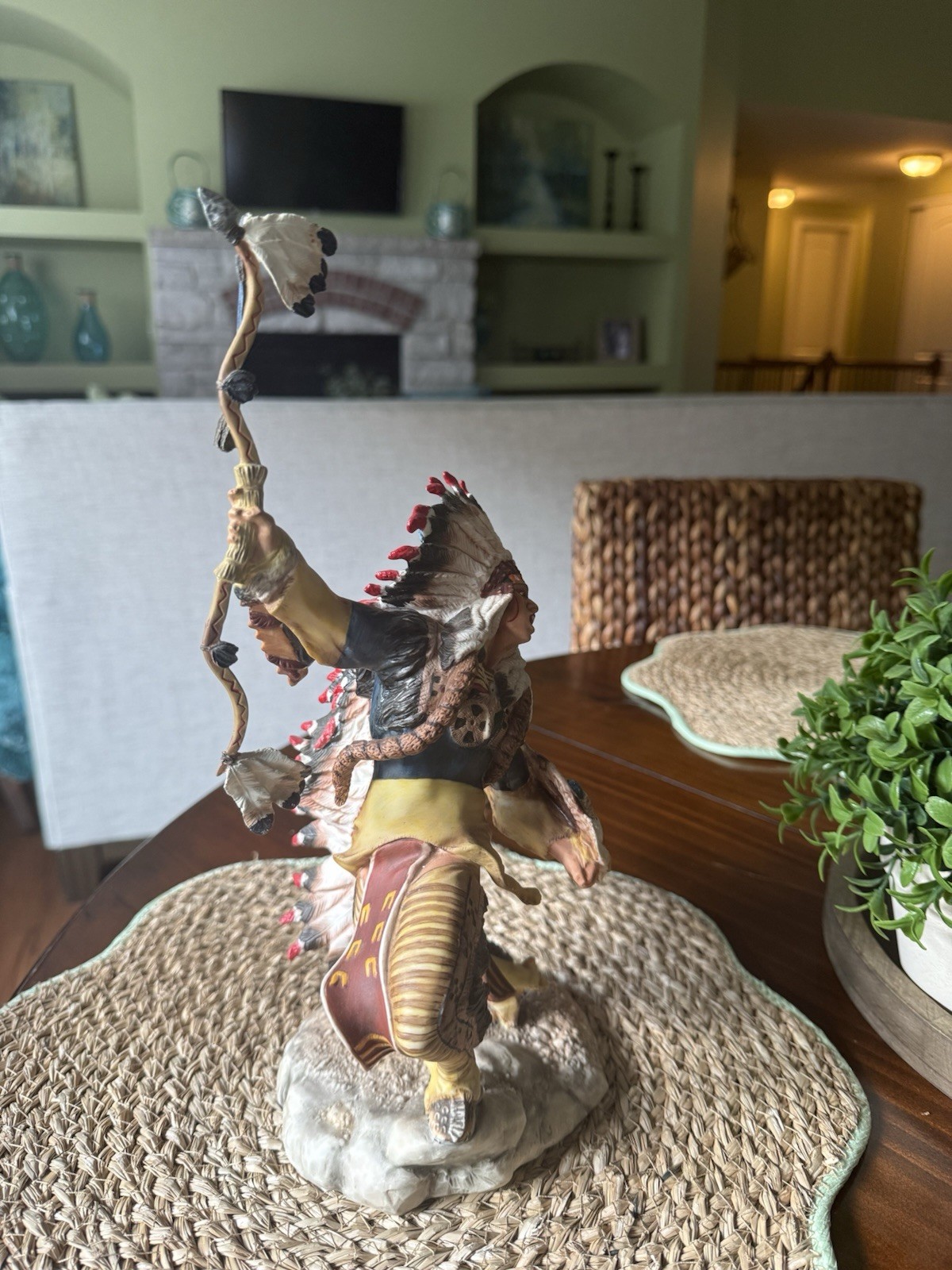 1987 FRANKLIN MINT “SPIRIT OF THE SIOUX” PORCELAIN FIGURE