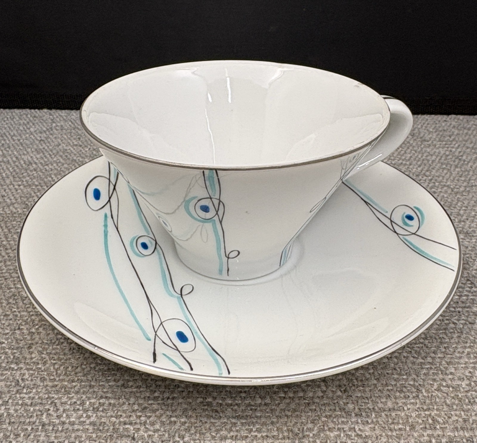 VTG Style House RHYTHM Tea Cup & Saucer MCM Atomic Blue Abstract Ucagco Japan VTG Style House RHYTHM Tea Cup & Saucer MCM Atomic Blue Abstract Ucagco Japan