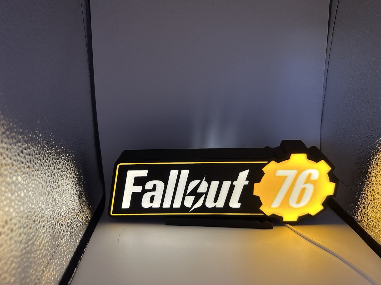 Fallout76 LED Lightbox – Handmade Fallout Display Fallout76 LED Lightbox – Handmade Fallout Display