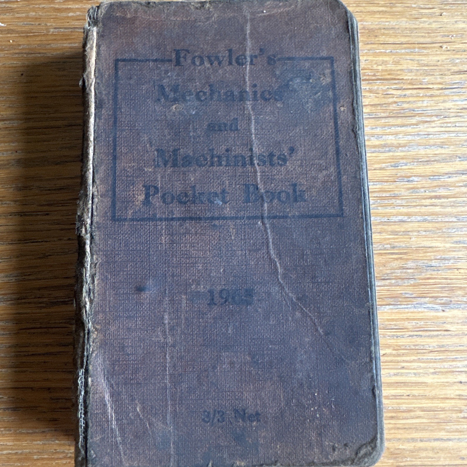 Vintage 1965 Fowlers Machinists & Mechanics Pocket book printed in Manchester Vintage 1965 Fowlers Machinists & Mechanics Pocket book printed in Manchester