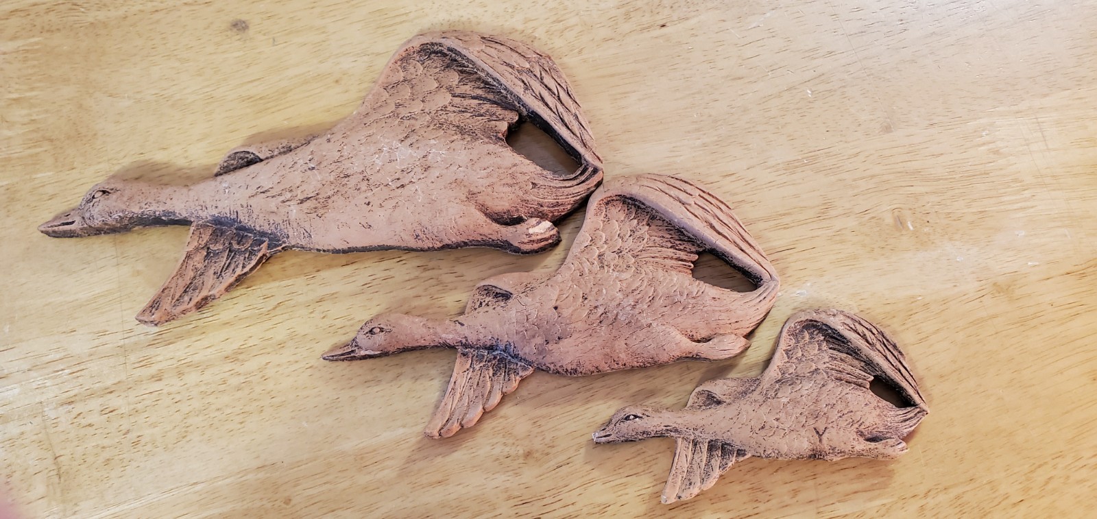 Lot of 3 Different Size Vintage Syroco Wood Flying Ducks Wall Hanging Plagues Lot of 3 Different Size Vintage Syroco Wood Flying Ducks Wall Hanging Plagues