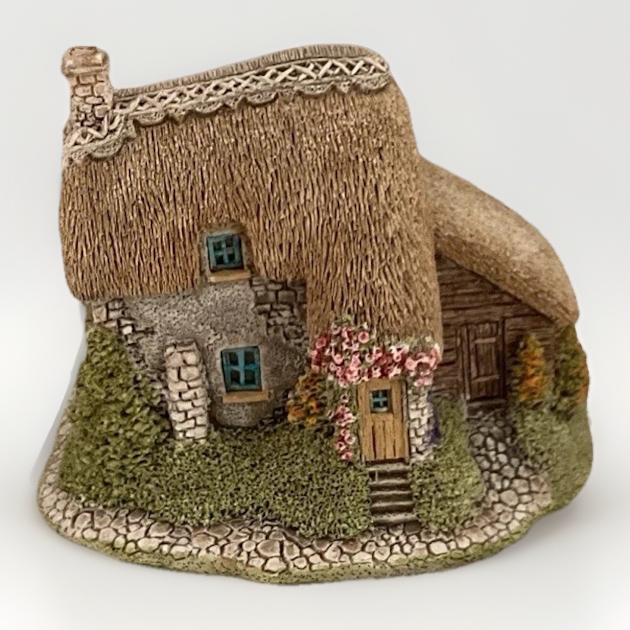 Lilliput Lane Puddlebrook Miniature Cottage Handmade In Cumbria United Kingdom Lilliput Lane Puddlebrook Miniature Cottage Handmade In Cumbria United Kingdom