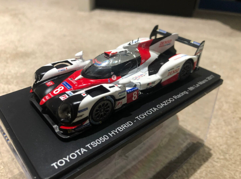Spark 1/43 Toyota TS050 Hybrid 8 Le Mans 2017 Diecast Spark 1/43 Toyota TS050 Hybrid 8 Le Mans 2017 Diecast