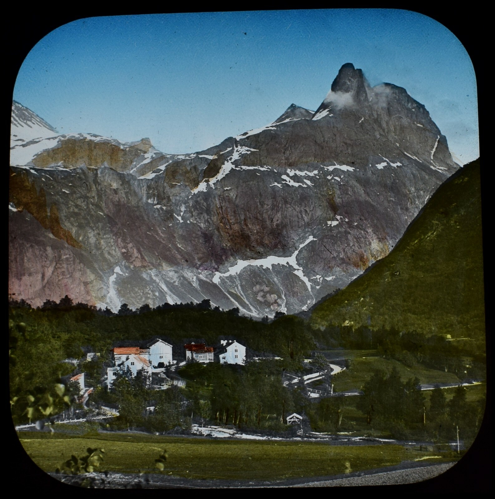Magic Lantern Slide ROMSDAL HOTEL AAK & ROMSDALHORN C1888 PHOTO WESTERN NORWAY Magic Lantern Slide ROMSDAL HOTEL AAK & ROMSDALHORN C1888 PHOTO WESTERN NORWAY