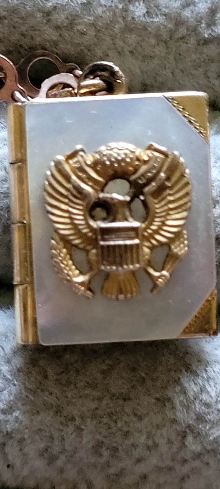 Rare WW2 Gold Plated Mother Of Pearl Sweetheart Locket Military Army Insignia 