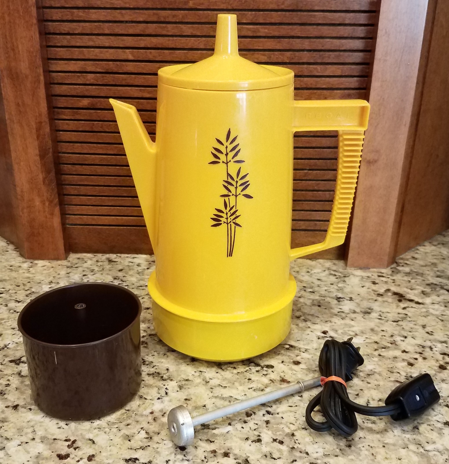 Vintage Regal Poly Perk 7508 HTF Rare Retro Yellow 4-8 Cup Coffee Maker Working