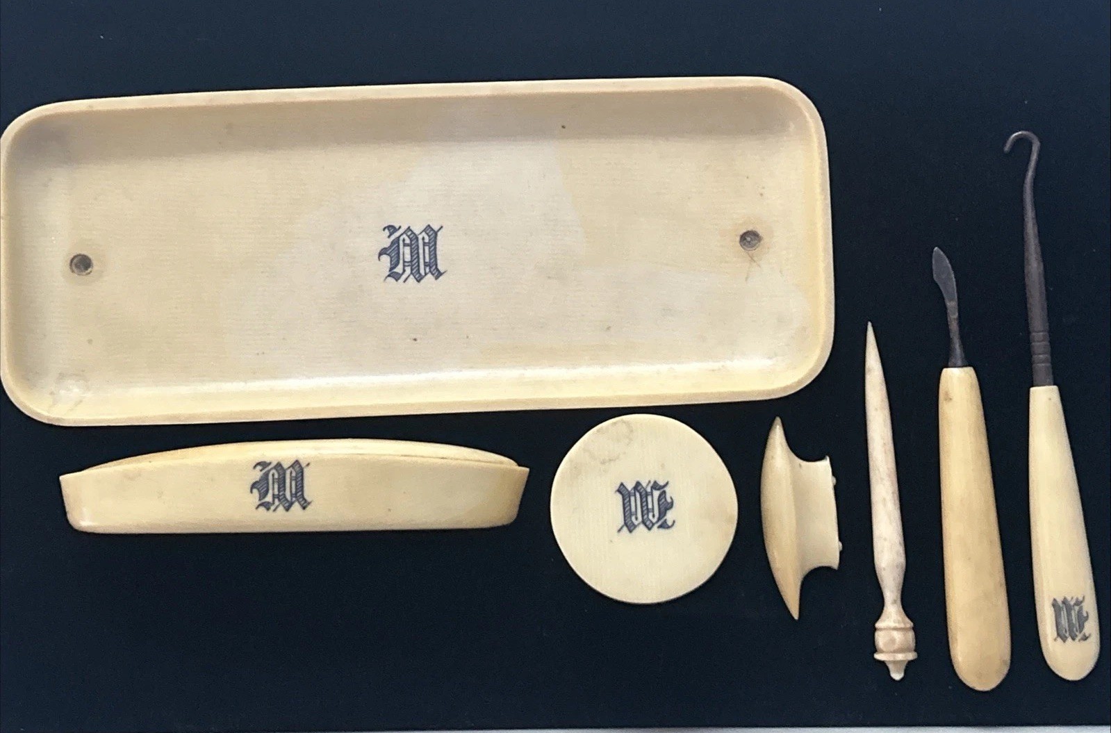 Antique Vintage 1920s Art Deco French Ivory Celluloid Vanity Dresser Set VTG Lot