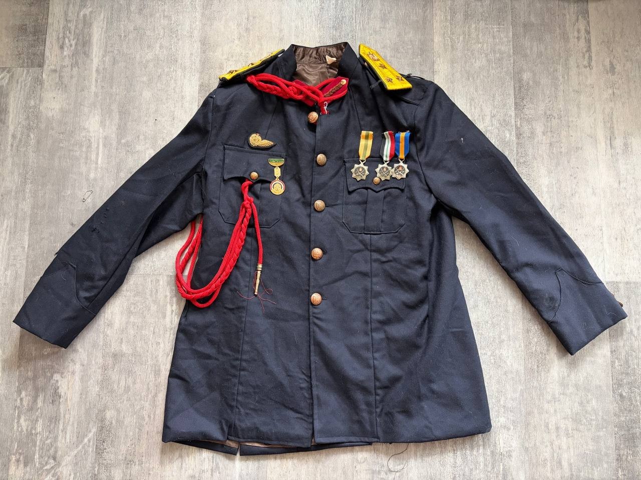 Pre 2000s Vintage Iraqi Officer Jacket With Medals
