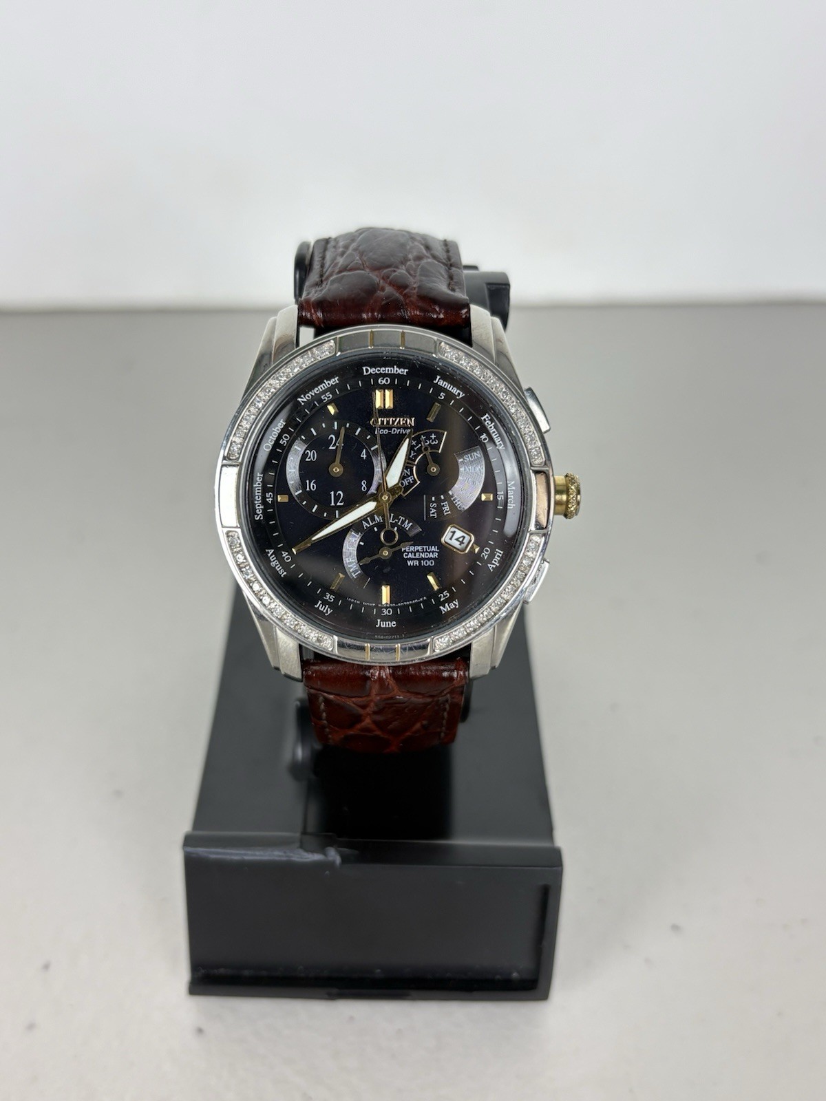 Vintage Citizen Eco-Drive E870-S046866 Analog Solar Men Eco Drive Perpetual Vintage Citizen Eco-Drive E870-S046866 Analog Solar Men Eco Drive Perpetual