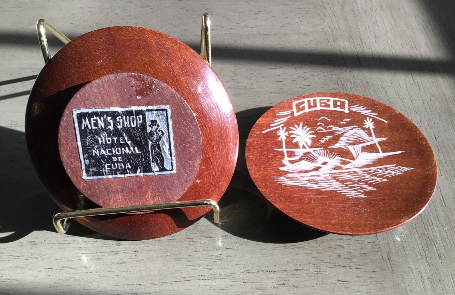 Vtg hotel Nacional De Cuba Hotel Nacional wooden coaster/ashtray Wood w etching Vtg hotel Nacional De Cuba Hotel Nacional wooden coaster/ashtray Wood w etching