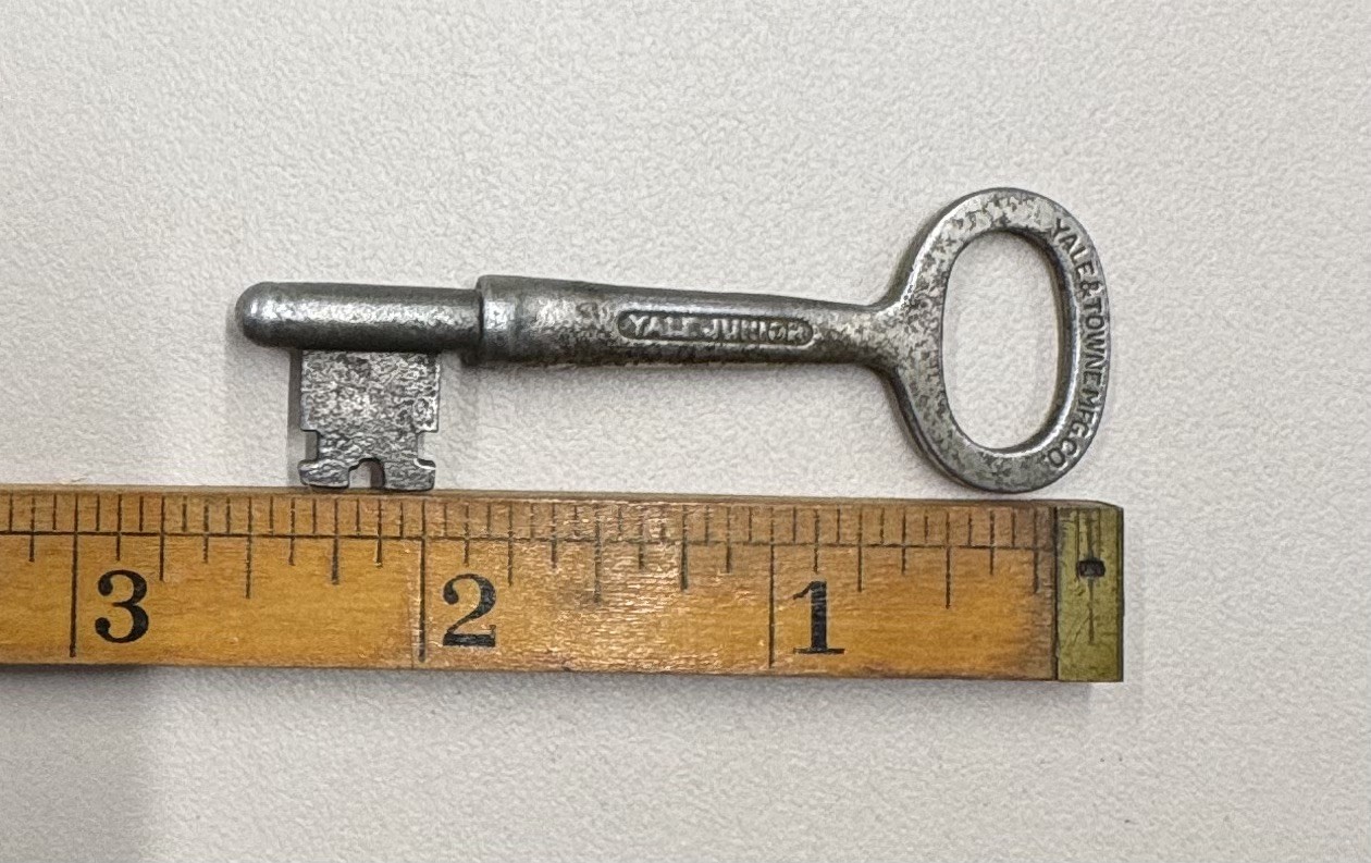 🌿 🗝️ Antique Key: Yale & Towne, Yale Junior Rare Authentic Skeleton Key 🌿 🗝️ Antique Key: Yale & Towne, Yale Junior Rare Authentic Skeleton Key