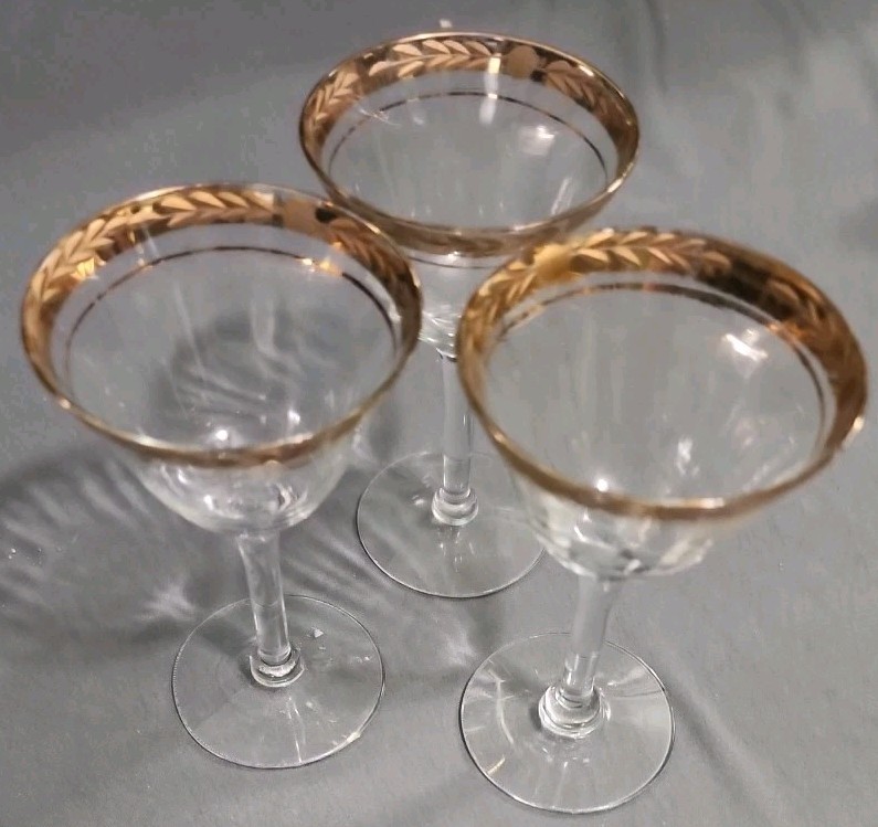 Gold Etched Gilded Rimmed Champagne Glass Fluted Stemware Set Of 3
