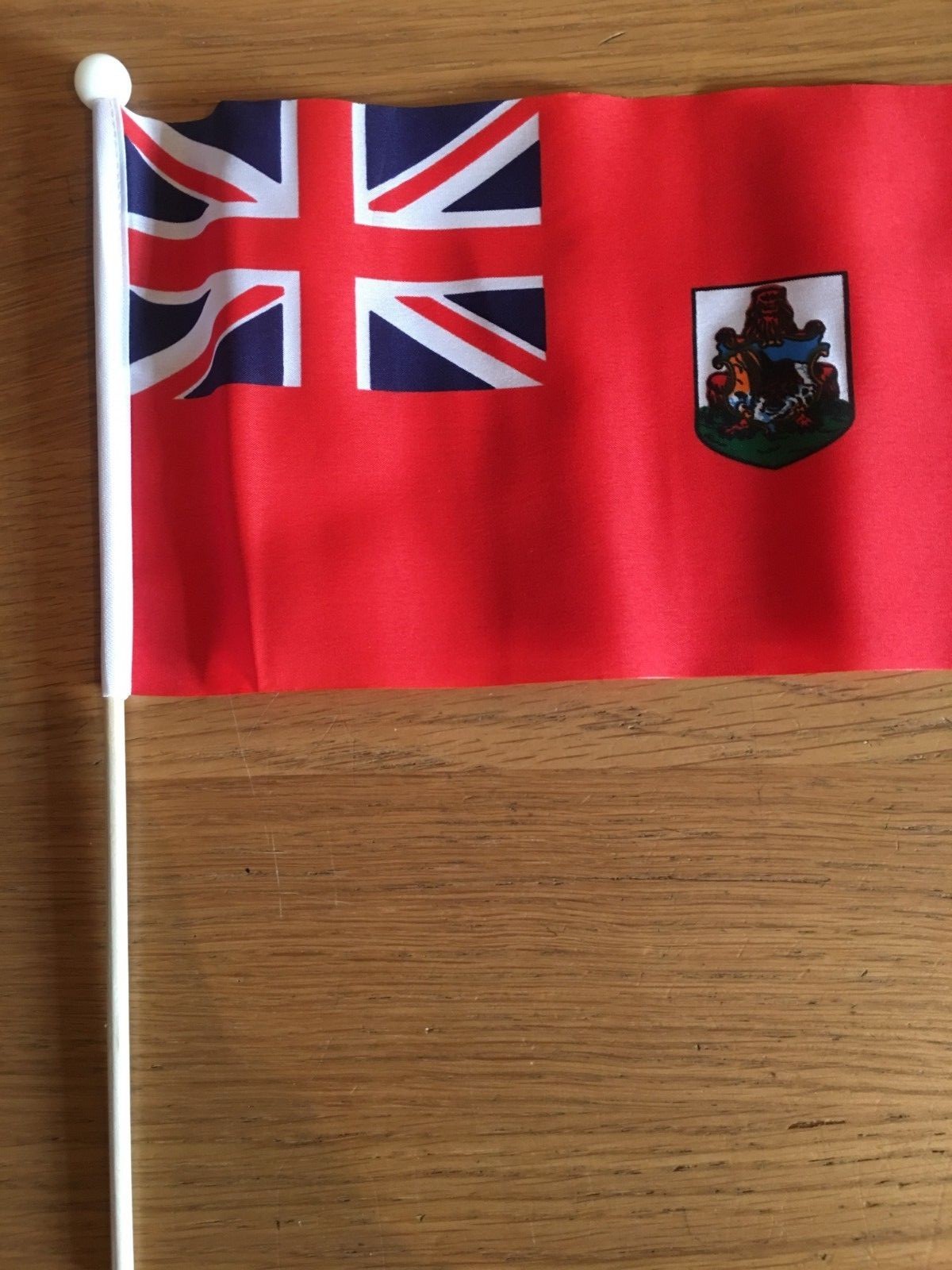 BERMUDA Pack of 12 medium Hand Flags 9\