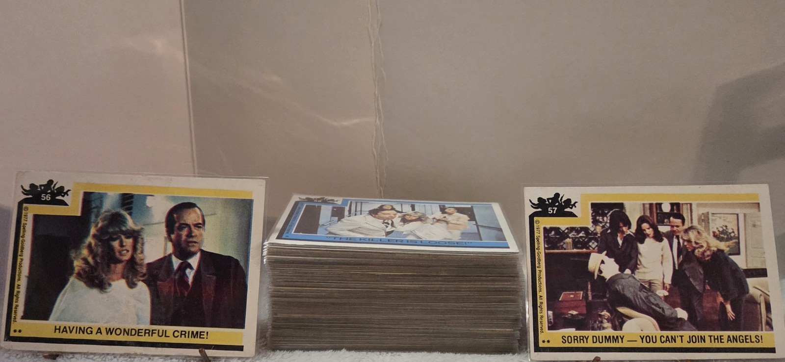 🔥1977 TOPPS CHARLIE\'S ANGELS SERIES 2 - 65 PC. TRADING CARD LOT - NO DUPLICATES