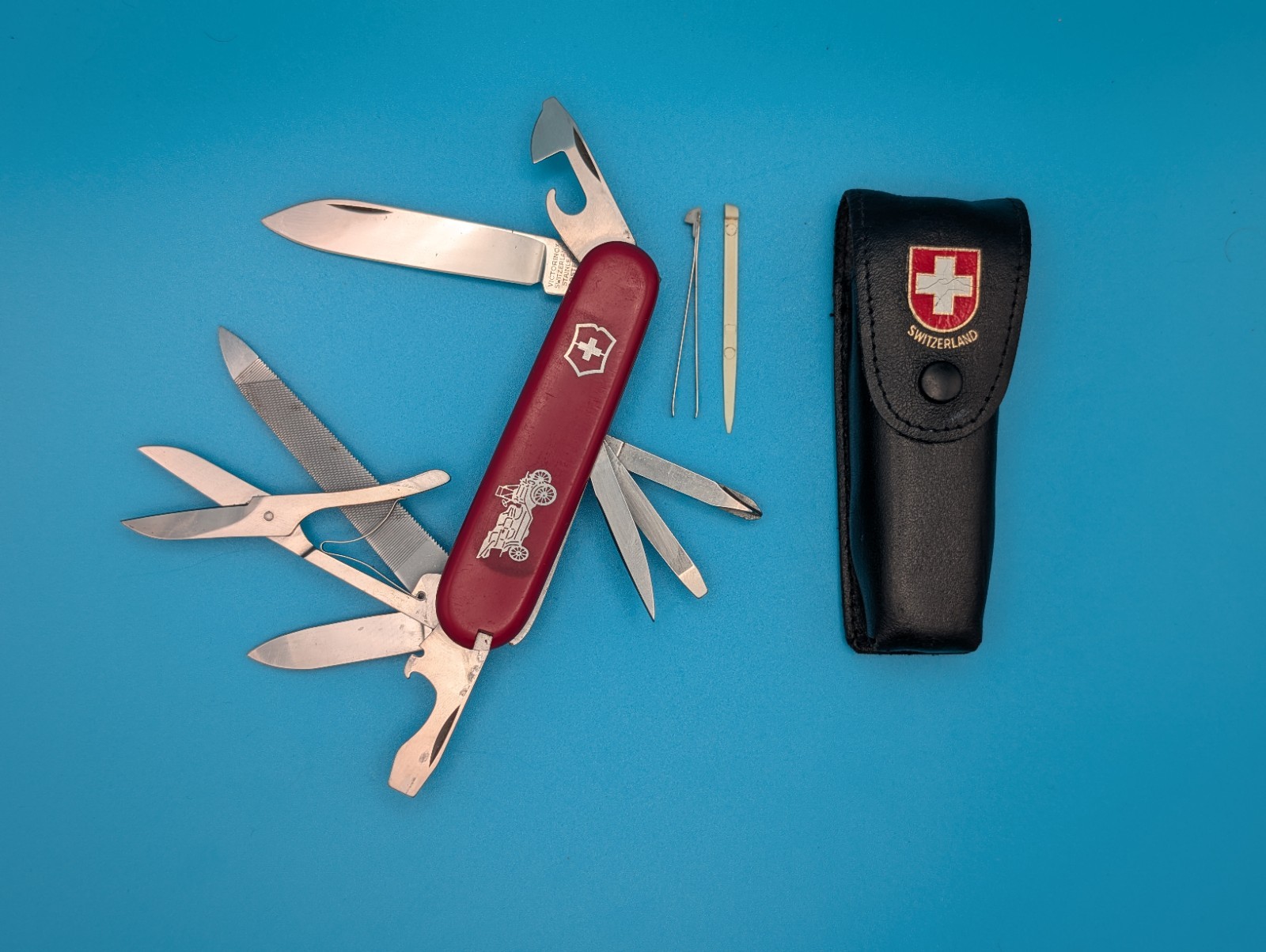 Victorinox Vintage Grand Prix Red Swiss Army Knife Multi Tool With Sheath