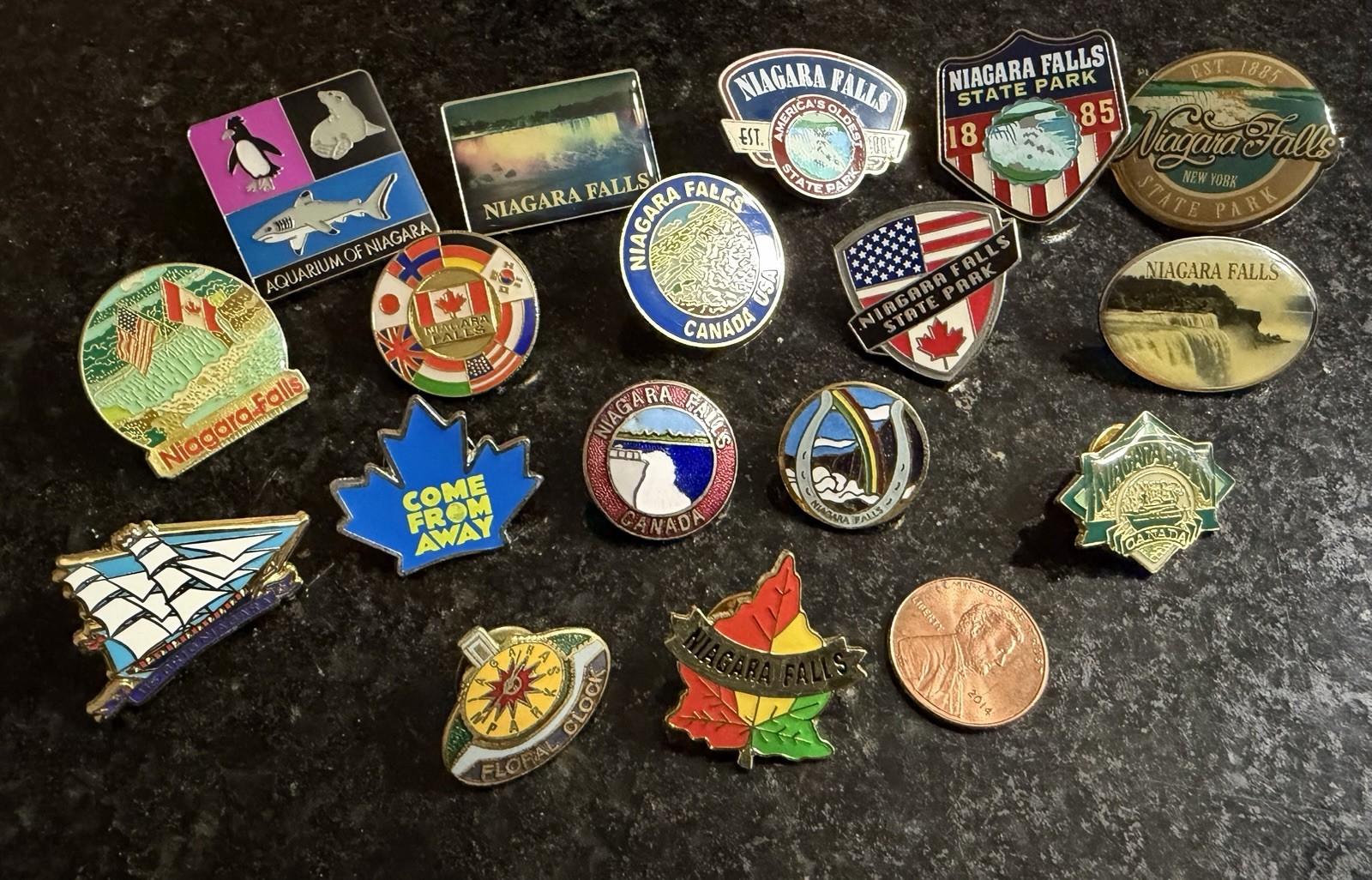 Vintage Lot of 17 Niagara Falls Souvenir Lapel Trading Pins Canada USA