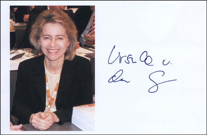 URSULA VON DER LEYEN - AUTOGRAPHED SIGNED PHOTOGRAPH