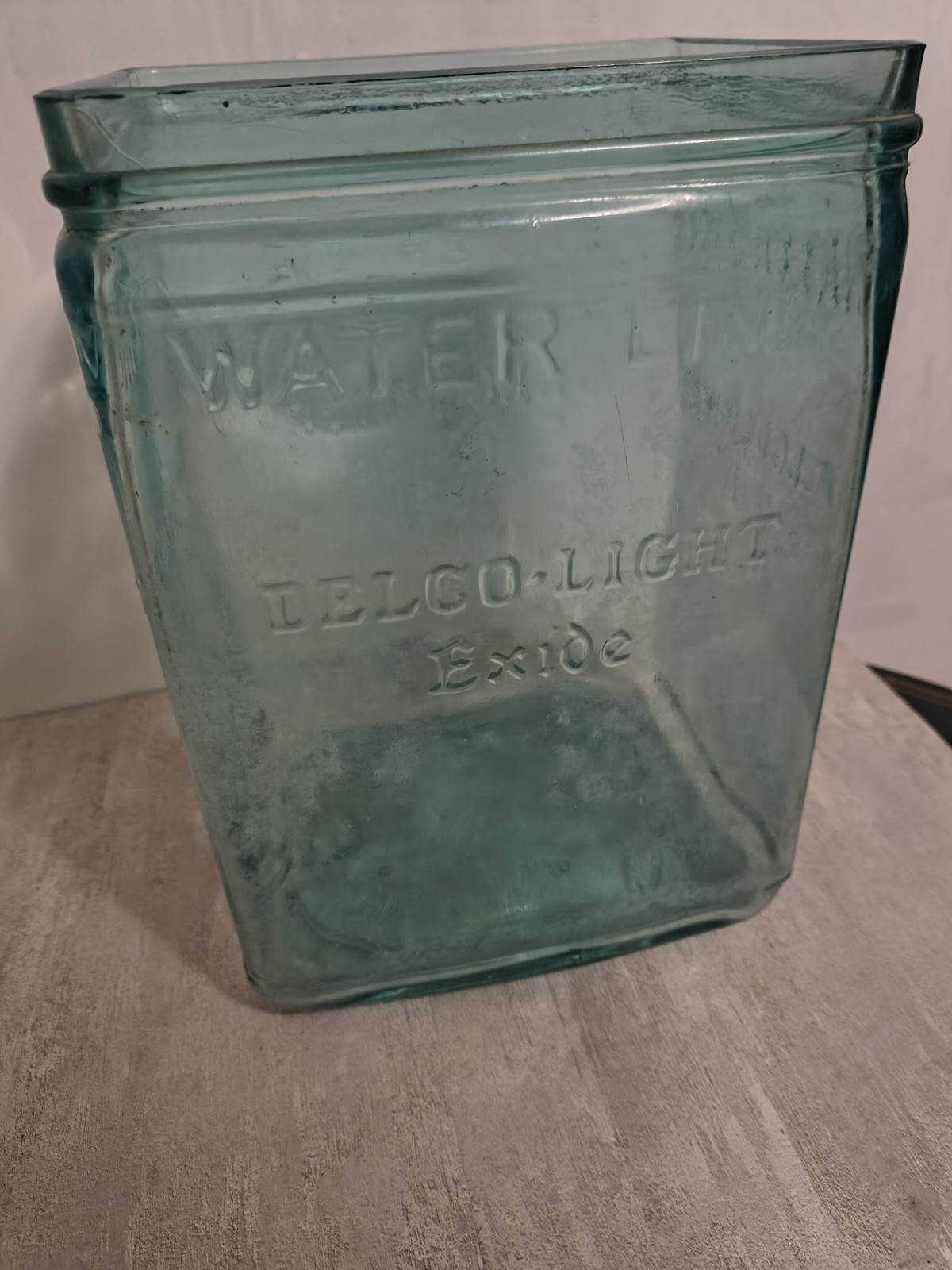 1920s Delco-Light Exide KXG 13 Aqua Glass Battery (No Lid) Vintage, Antique 1920s Delco-Light Exide KXG 13 Aqua Glass Battery (No Lid) Vintage, Antique