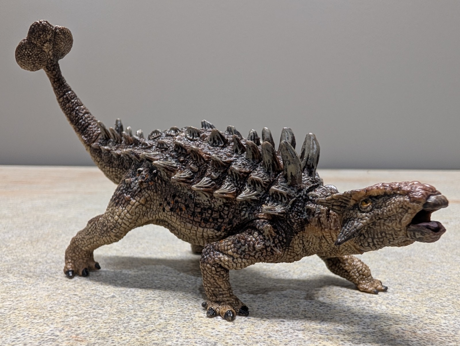 Papo Dinosaurs Ankylosaurus Figure 2011
