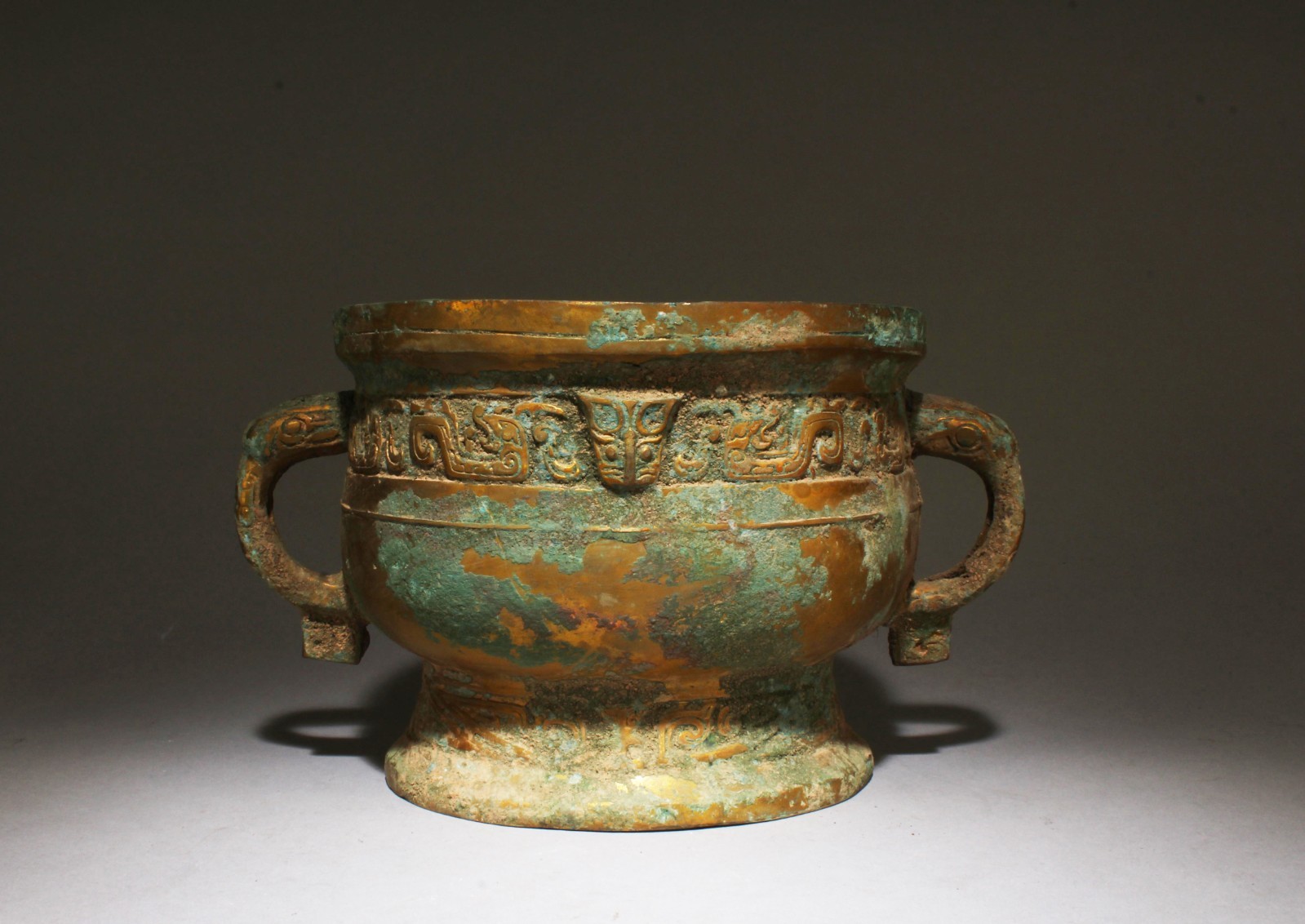 A Bronze Incense Burner A Bronze Incense Burner
