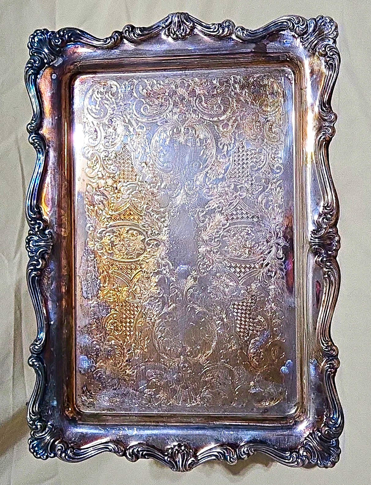 ONEIDA Silver Plate Butler Serving Tray, Ornate Floral Scroll Etched 14x 9.5 in