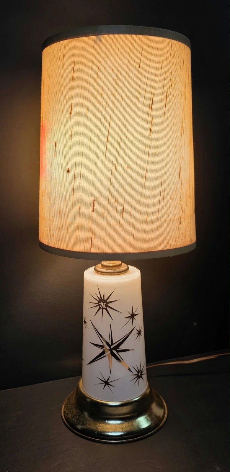 Vtg MCM Atomic Starburst Milk Glass Table Lamp Gold Brass Base Clip On Shade Vtg MCM Atomic Starburst Milk Glass Table Lamp Gold Brass Base Clip On Shade