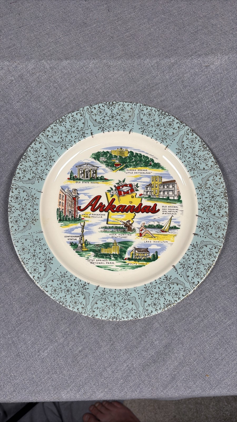 Vintage Arkansas Souvenir Plate State Landmarks Map Gold Trim Decorative 9-1/2 Vintage Arkansas Souvenir Plate State Landmarks Map Gold Trim Decorative 9-1/2