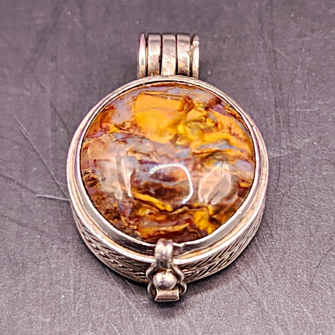 Vintage 925 Sterling Pietersite Stone Poison Box Locket Pendant. Vintage 925 Sterling Pietersite Stone Poison Box Locket Pendant.