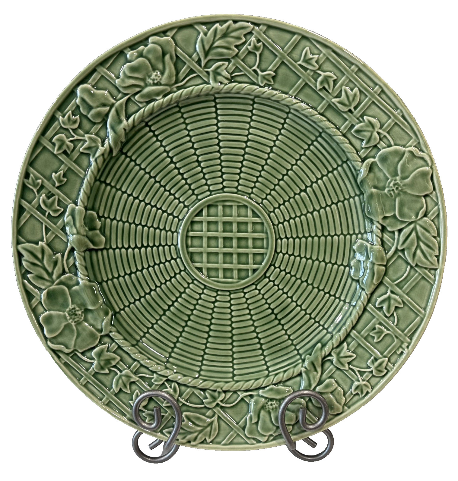 Vintage Bordallo Pinheiro Green Majolica Basketweave 12