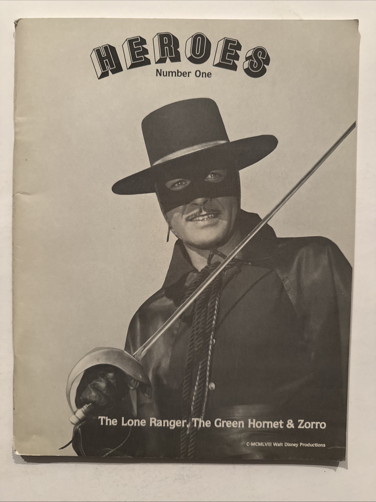 EXTREMELY RARE Vintage 1958 HEROES No. 1 Zorro Guy Williams Disney Magazine EXTREMELY RARE Vintage 1958 HEROES No. 1 Zorro Guy Williams Disney Magazine