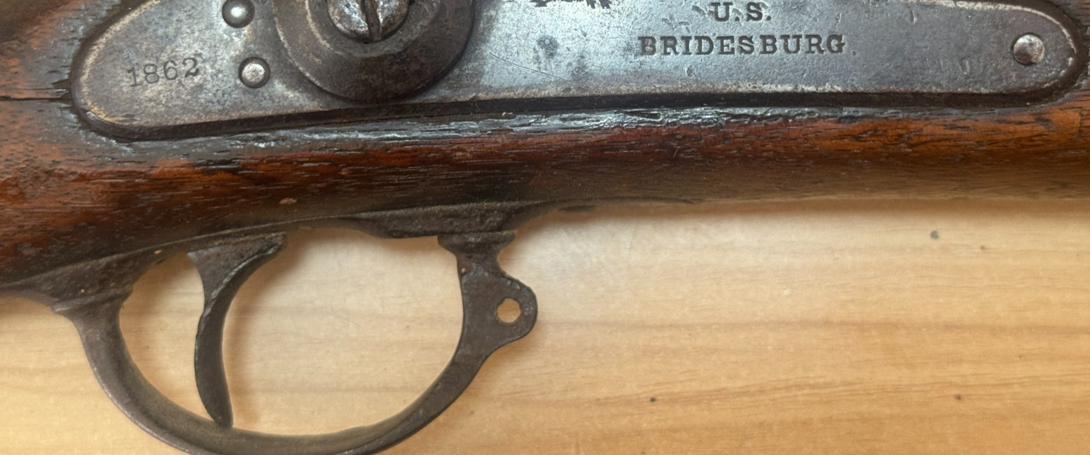 Original Civil War 1862 US BRIDESBURG Musket Trigger Assembly RELIC  w  screws