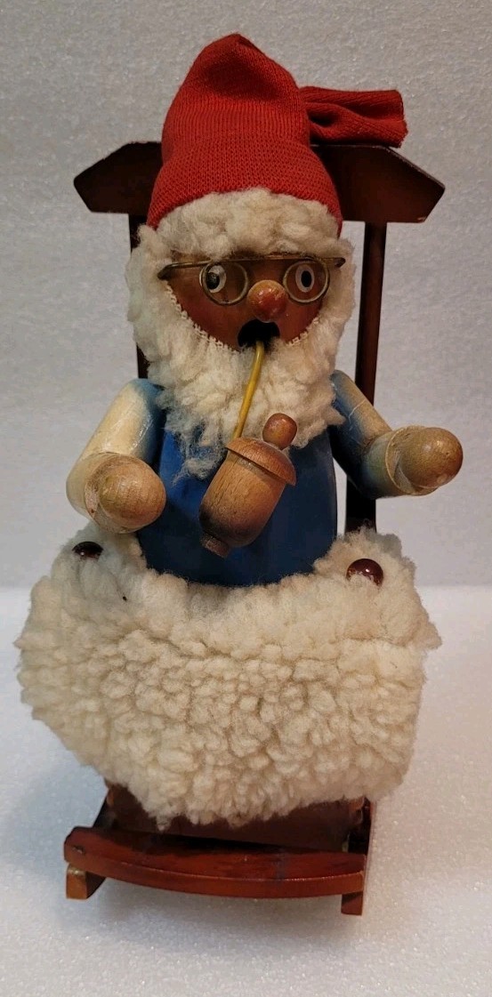 Vintage Steinbach Volkskunst Opa (Grandpa) Rocking Chair Smoker Vintage Steinbach Volkskunst Opa (Grandpa) Rocking Chair Smoker