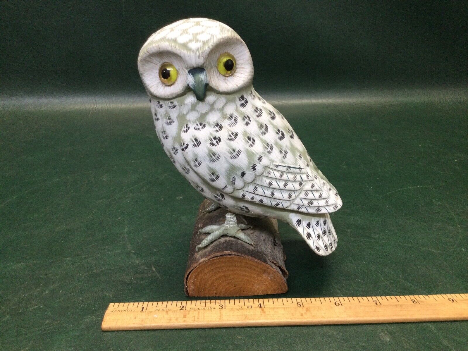 Vintage Hand Carved Painted Snowy Owl Figurine ~ People\'s Republic of China