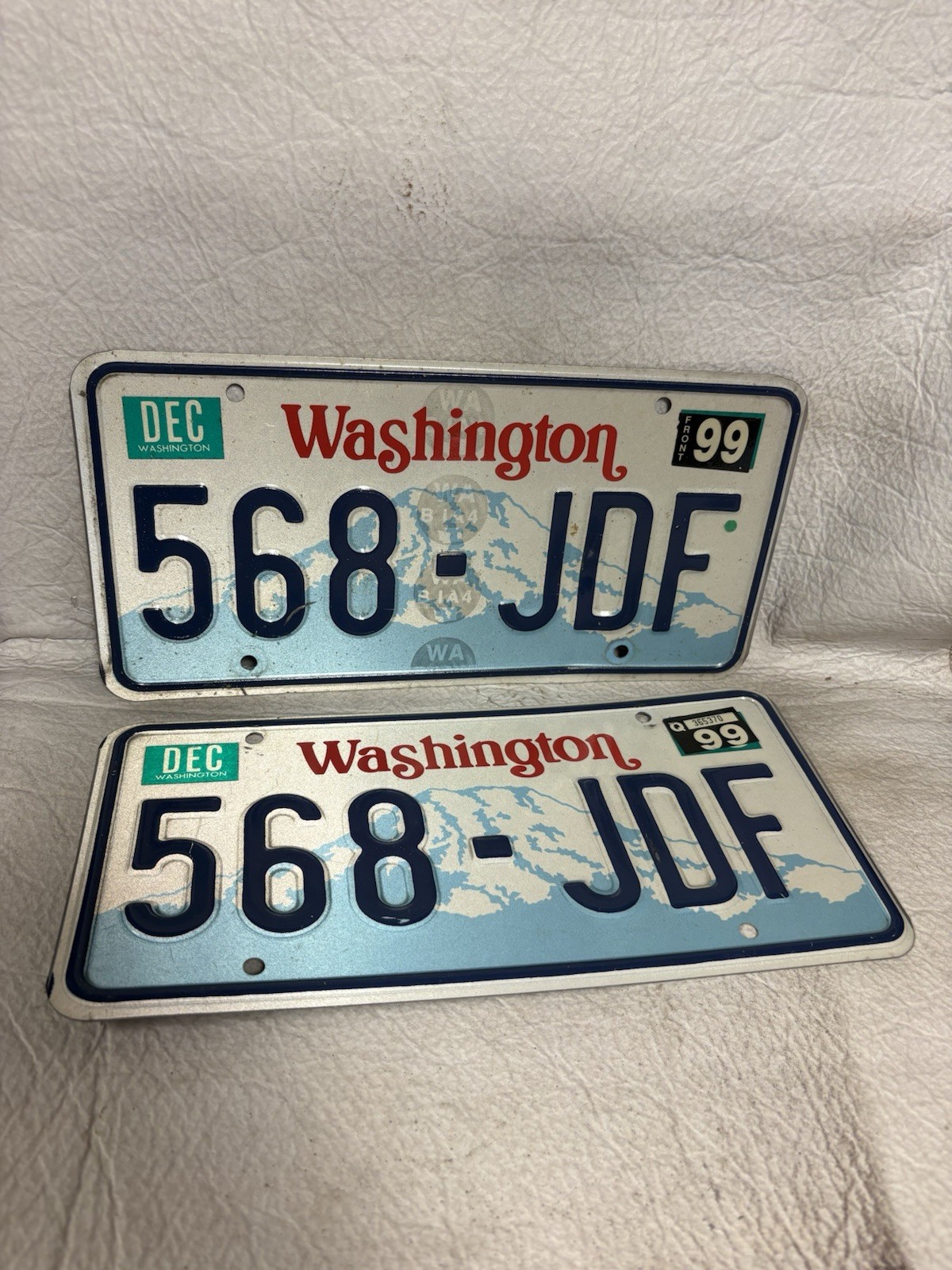 Vintage 1999 Washington License Plate Pair Vintage 1999 Washington License Plate Pair